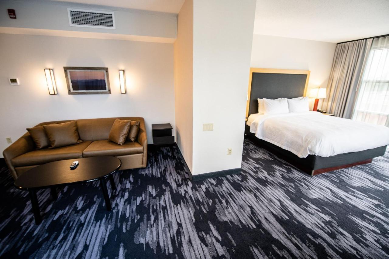 Fairfield By Marriott Inn & Suites Washington Casino Area Exterior photo