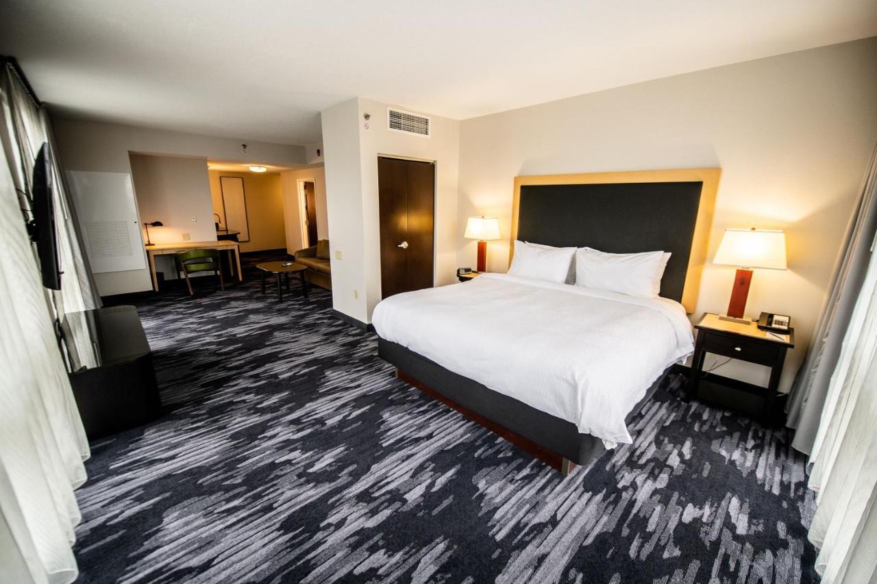 Fairfield By Marriott Inn & Suites Washington Casino Area Exterior photo