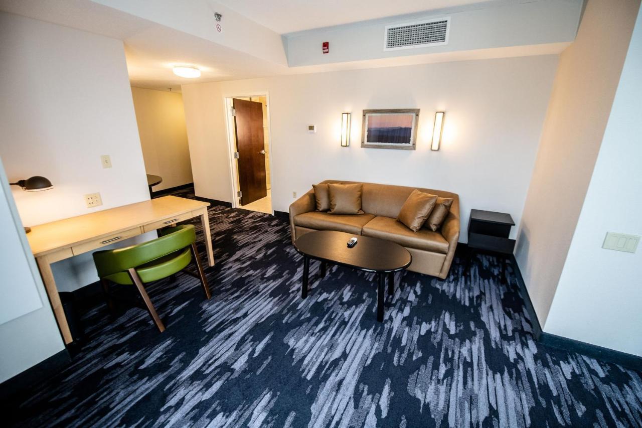 Fairfield By Marriott Inn & Suites Washington Casino Area Exterior photo