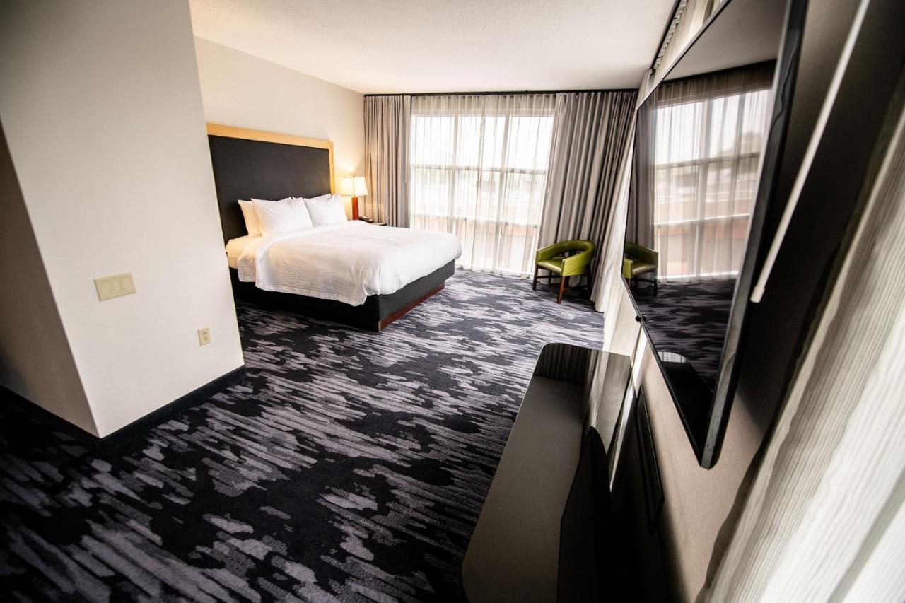Fairfield By Marriott Inn & Suites Washington Casino Area Exterior photo